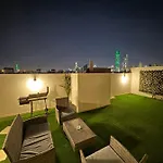 Self-Entry Kafd\'S Stunning View